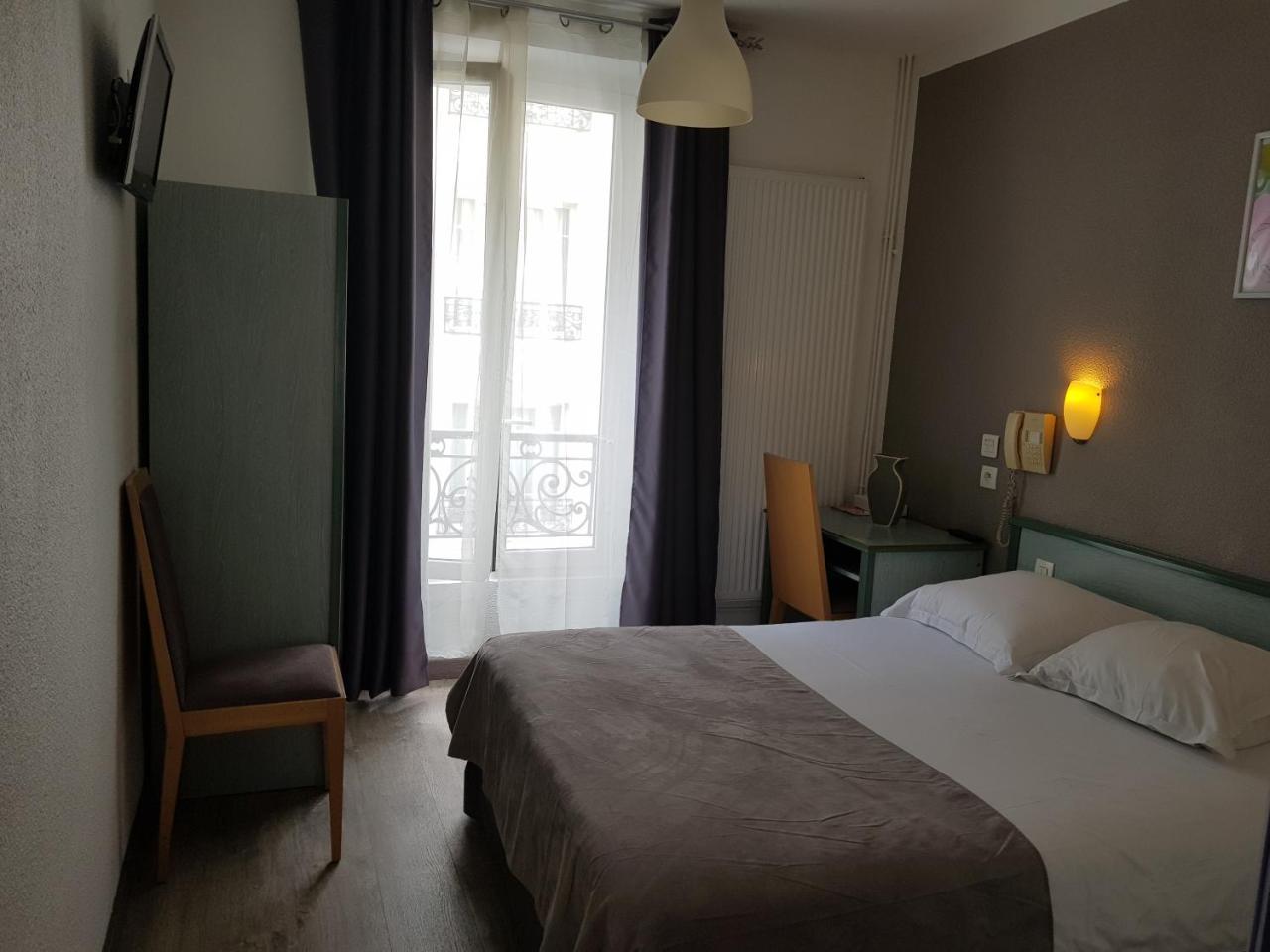 Le Saint Hubert - Adriatic Hotel Paris Exterior photo